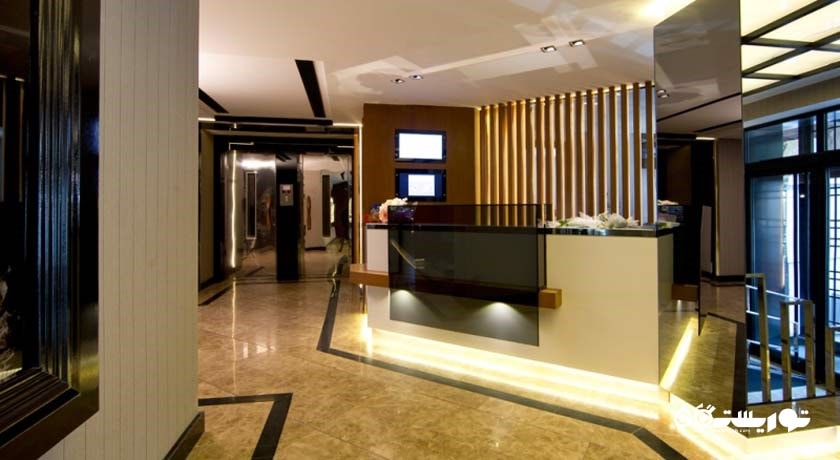 میز پذیرش هتل جیهانگیر